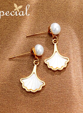 SPECIAL欧美轻奢小众设计银杏叶耳钉淡水珍珠耳环耳饰2026年新款
