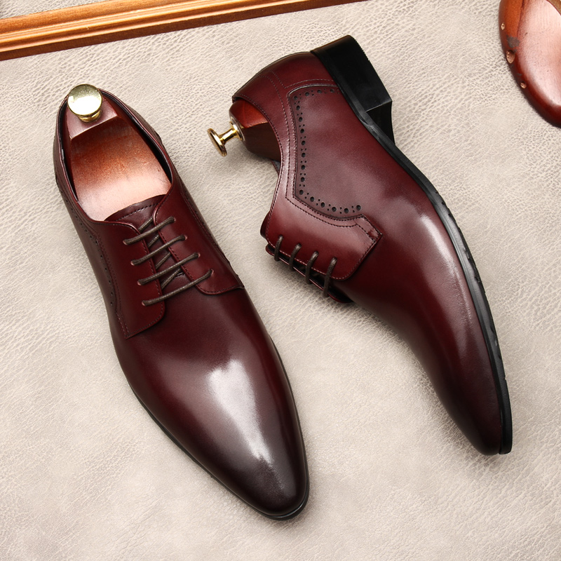 男士英伦皮鞋男新款真皮修身尖头潮流小脚西裤男鞋后帮雕花男鞋子