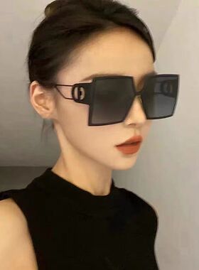 妻子的旅行同款2021黑色大方框眼镜大圆脸显瘦太阳镜潮网红墨镜女