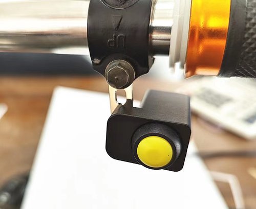 摩托车复位开关喇叭开关180度可调节左右可用开关