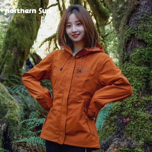 诺思山女防风防水抓绒内胆冲锋衣