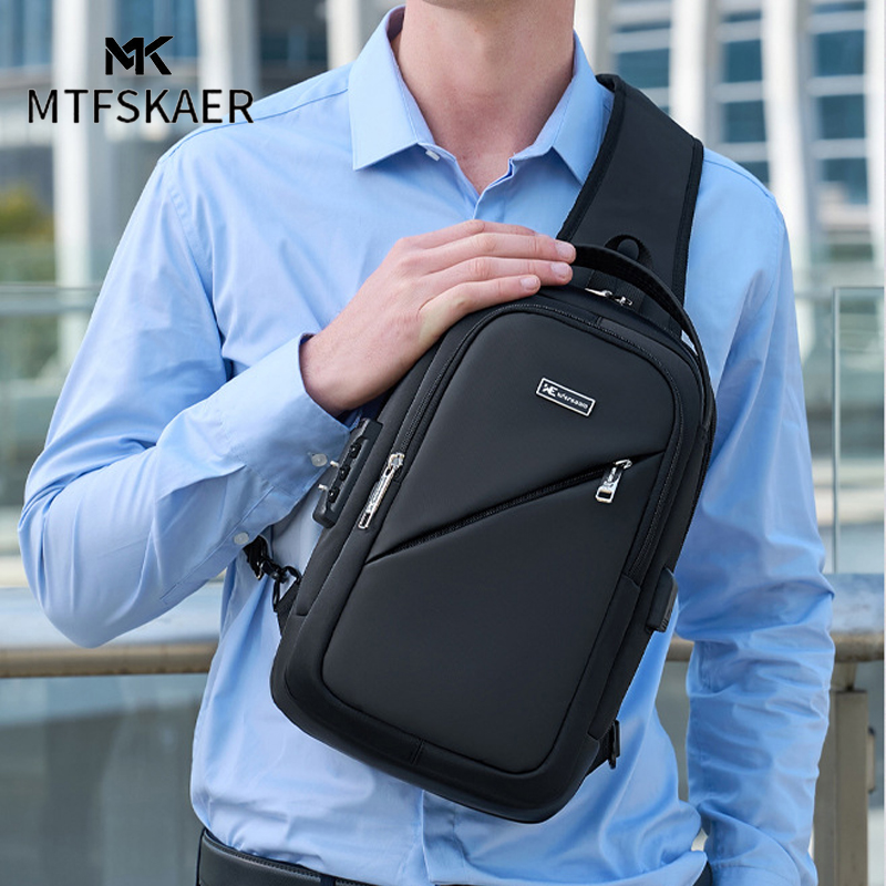 香港MTFSKAER男士胸包男款运动斜挎包休闲胸前包多功能大容量背包