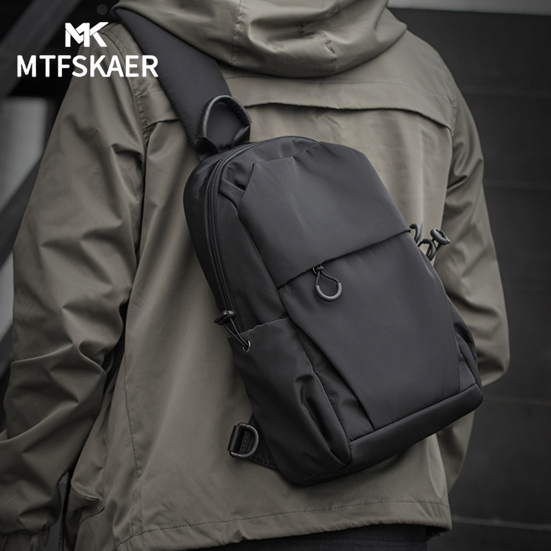 胸包男士新款斜挎包时尚小背包