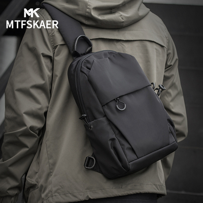 胸包男士新款斜挎包时尚小背包