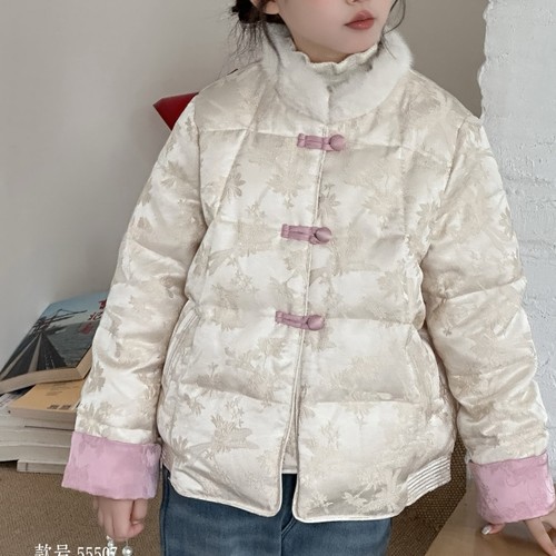 波拉韩国童装2025冬款女童甜美毛毛立领外套新中式刺绣粉边羽绒服