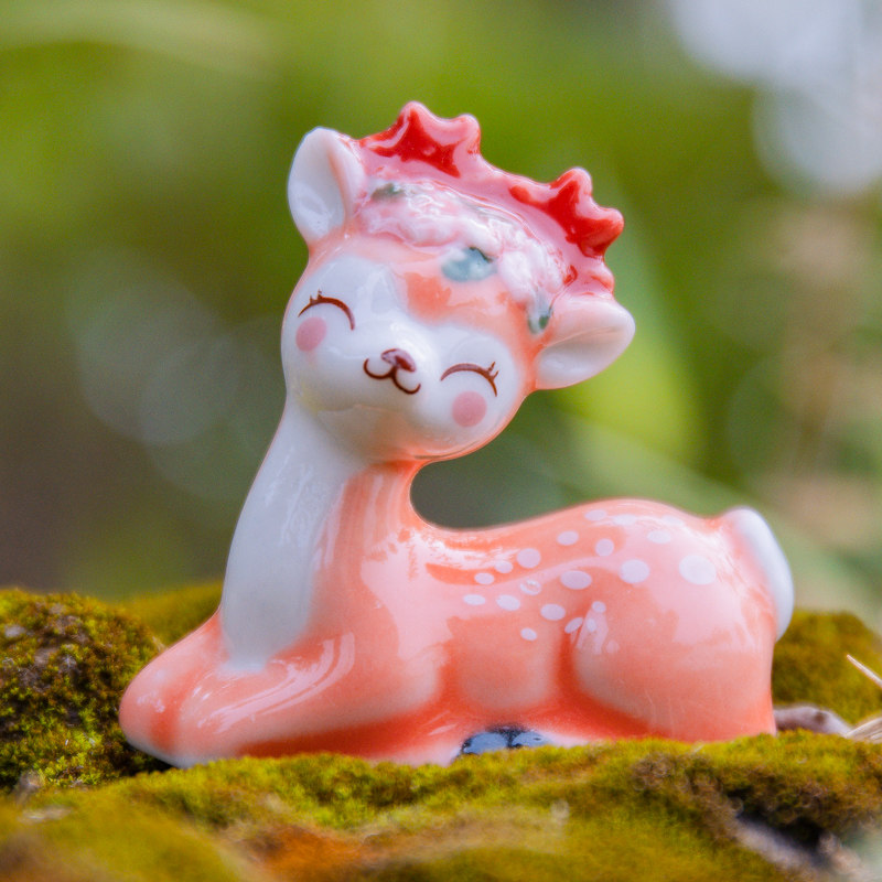 新款可爱日式萌物动物梅花鹿筷架笔托卡通陶瓷摆件桌面装饰品