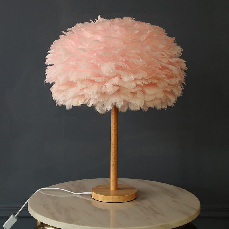 后现代实木羽毛台灯卧室床头房间送礼物温馨软装ins网红公主灯具