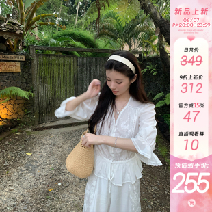 VASSE 法式V领收腰棉质荷叶边刺绣小衫女夏温柔百搭蕾丝抽绳上衣