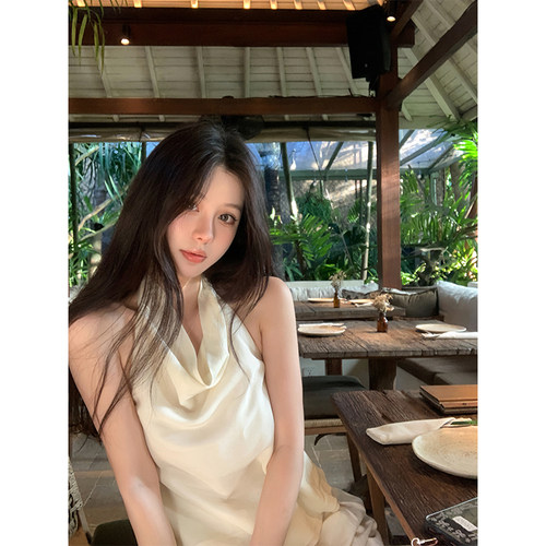 VASSE美蟹 法式慵懒挂脖荡领露背小衫女夏气质松弛感显瘦松紧上衣