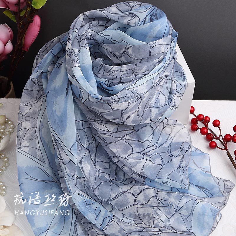 蓝蝴蝶花杭州桑蚕丝围巾女百搭长款真丝丝巾披肩纱巾春秋冬季夏季