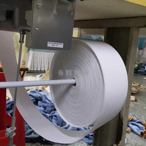 伸缩杆带支架白色空间随用伸缩杆