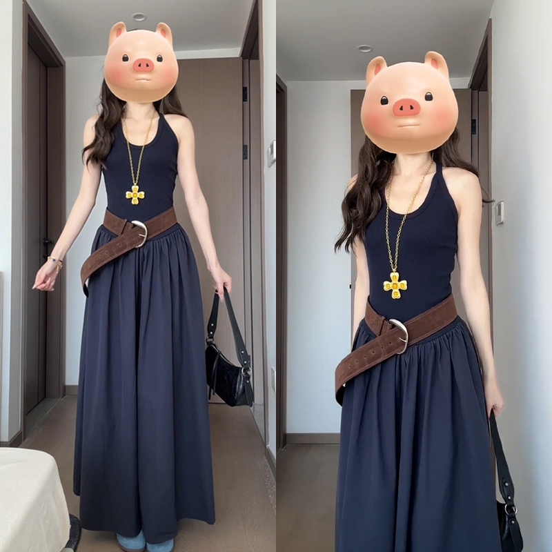 法式蓝色吊带挂脖连衣裙子女装2025夏季新款开春流行穿搭a字长裙