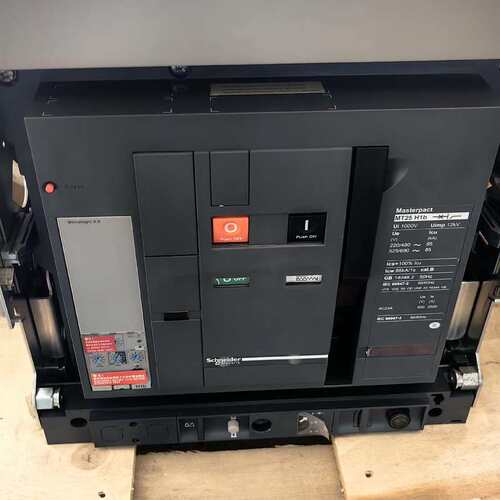 可维修-施耐德框架断路器MT25H1b 2500A 3P 5.0议价