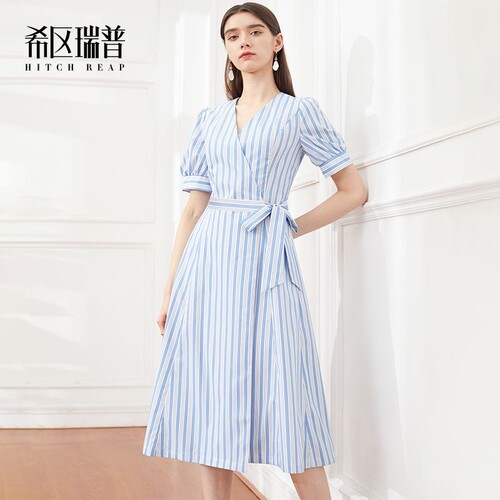 希区瑞普条纹V领连衣裙