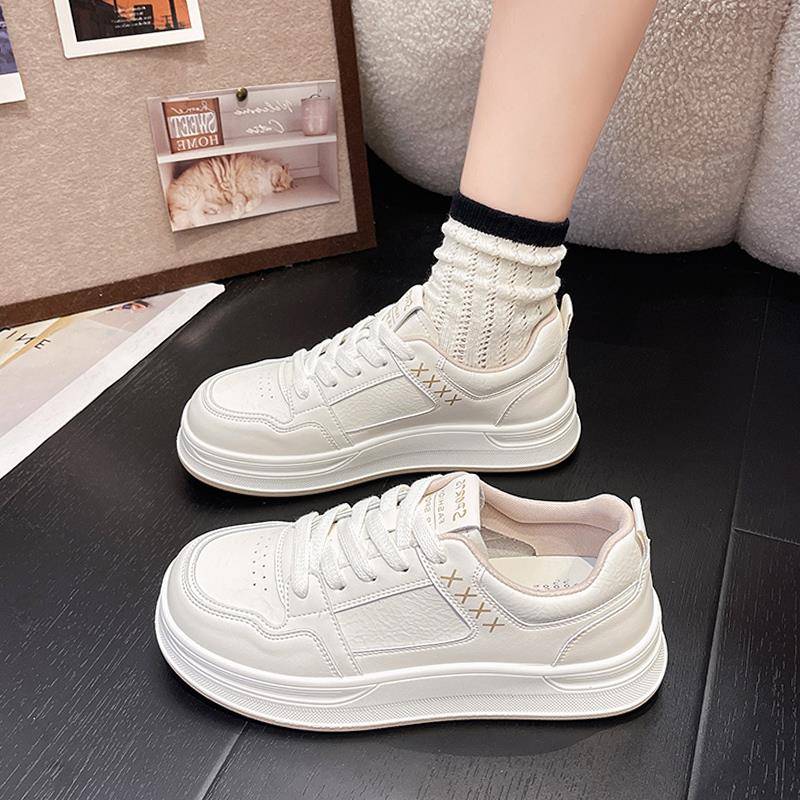 小白鞋女款2025新款秋季学生百搭鞋子女鞋厚底板鞋轻便防滑运动鞋