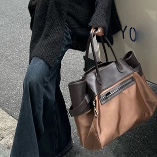 中古通勤托特包2025新款女包牛津帆布健身旅行大包尼龙拼皮手提包