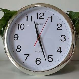 挂钟跳秒有声家用时钟创意简约石英钟客厅方形挂钟圆形省电石英钟