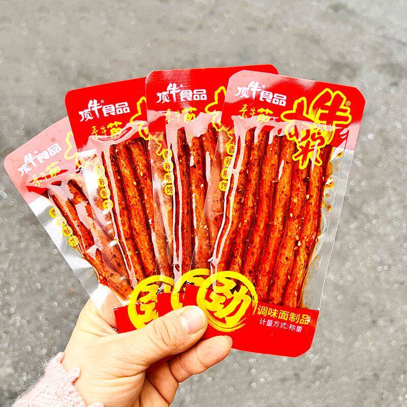 顶牛食品素牛筋辣条怀旧麻辣面筋小吃学生怀旧网红辣条同款零食