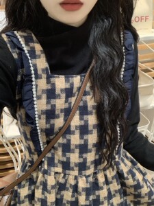 实拍实价~名媛小香风千鸟格方领木耳边背心裙保暖打底衫两件套