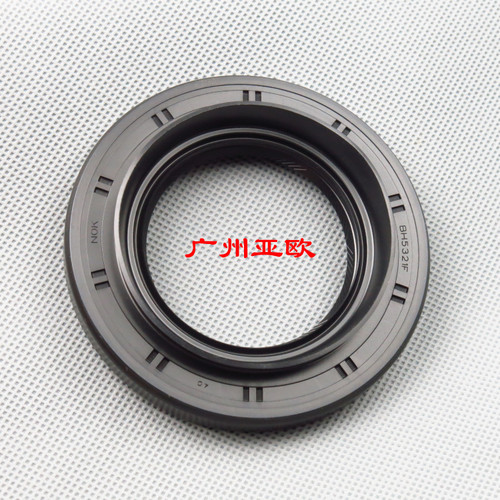 原装正品适用霸道油封日本