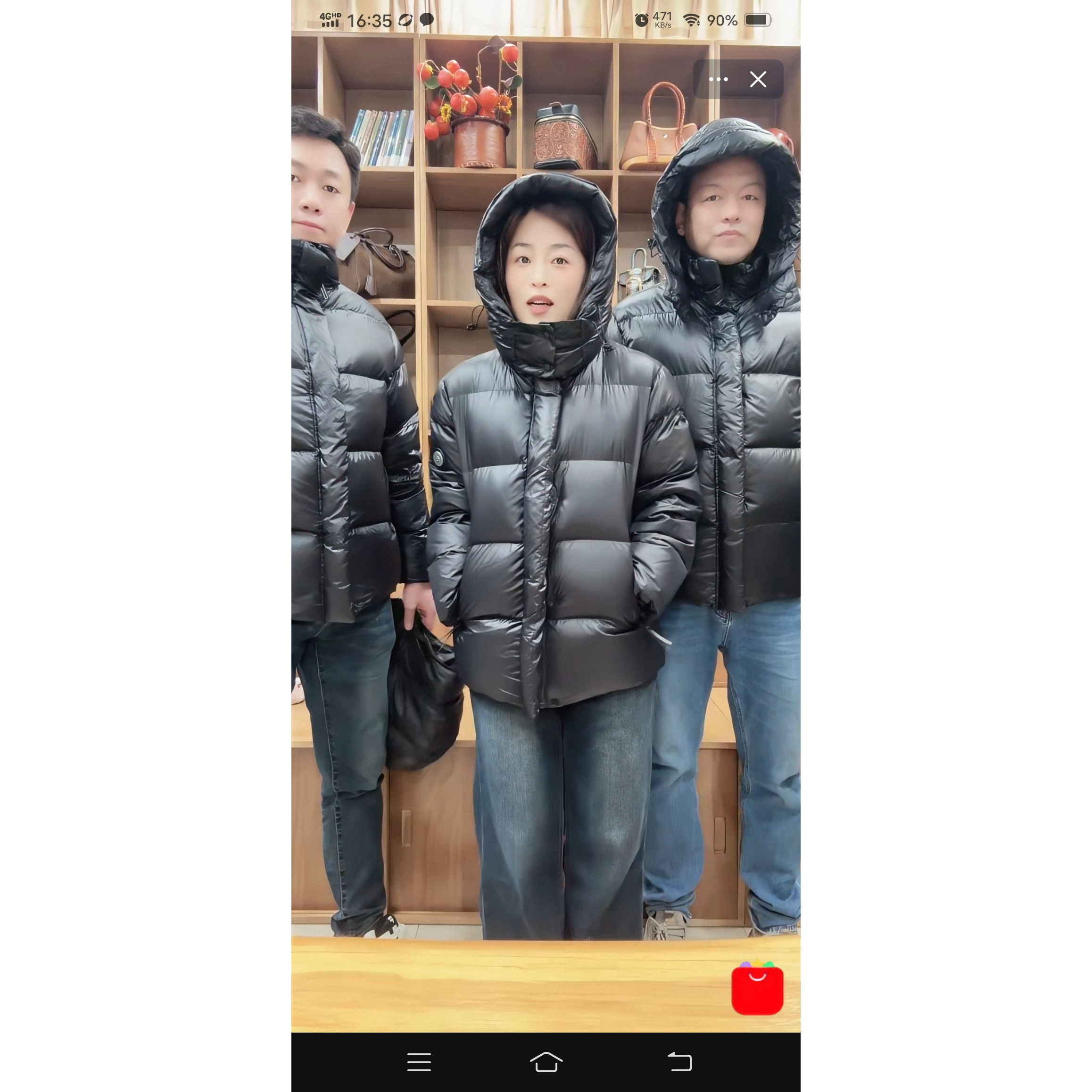 25新款羽绒服一黑金  8811短款鹅绒服  8820中长款鹅绒服