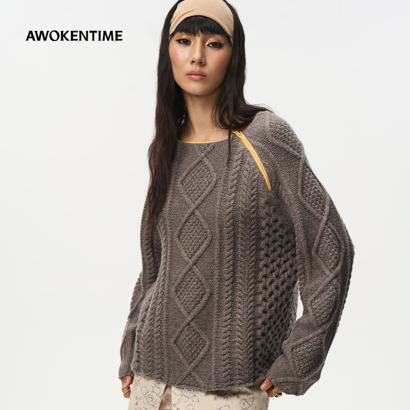 AWOKENTIME提花针织休闲斜肩拉链宽松圆领毛衣2025年秋冬新款