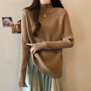 半高领打底毛衣女冬大码 200斤 胖妹妹纽扣设计上衣 宽松显瘦