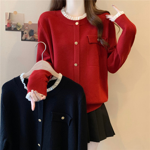 洋气蕾丝拼接毛衣女秋冬