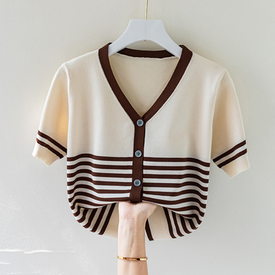 撞色上衣宽松显瘦套头T恤