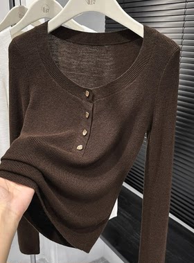 圆领长袖针织上衣女秋冬
