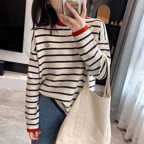 大码女装撞色条纹圆领针织上衣