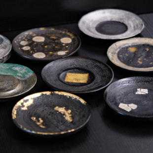 凹凸集 | 漆道手作 大漆裱布肌理壶承 洒金蛋壳镶嵌工艺侘寂木盘