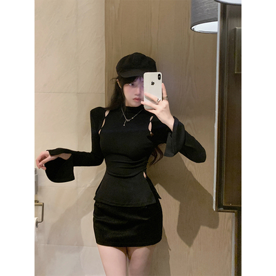 长袖甜酷常规喇叭袖镂空针织女