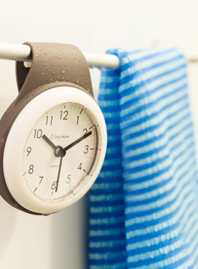 日韩简约浴室钟厨房防水静音家用吸盘钟表冰箱创意个性迷你小挂钟