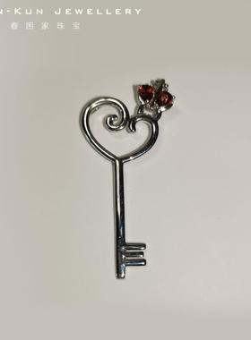 珠宝纯银十字架爱心魔法钥匙吊坠