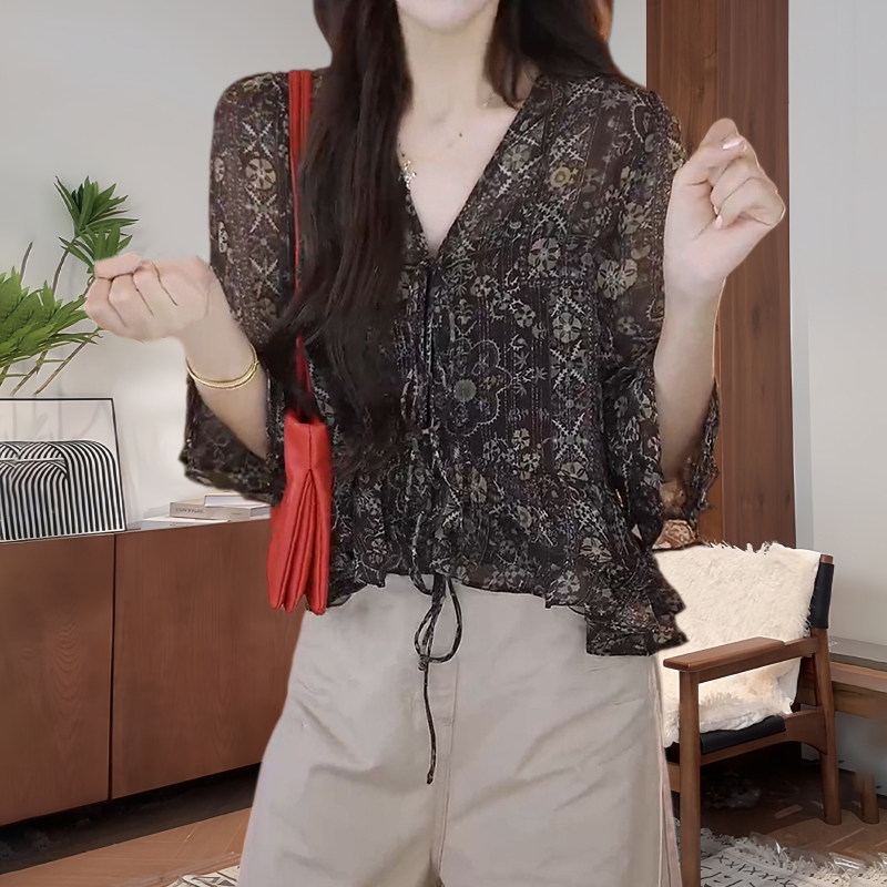 法式碎花大码显瘦轻薄中袖衬衫