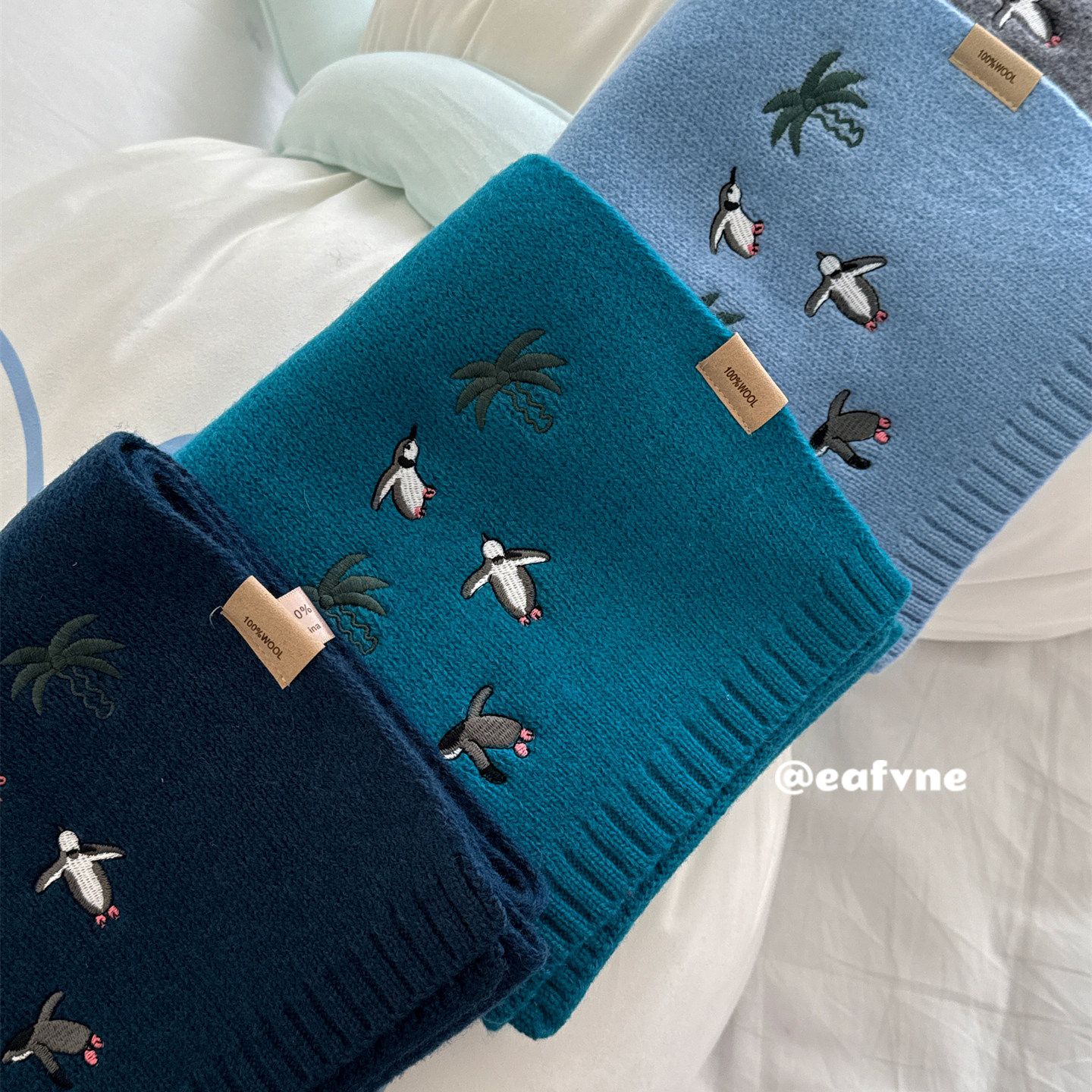 卡通企鹅刺绣围巾全羊毛高级感