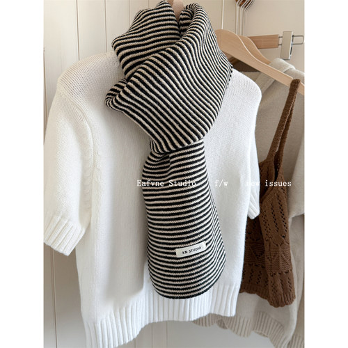 经典黑白配色单品日系女主百搭条纹针织围巾情侣亲子时髦保暖围脖