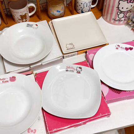 日本vintage 三丽鸥hellokitty联名洋服青山 深盘餐盘 点心盘