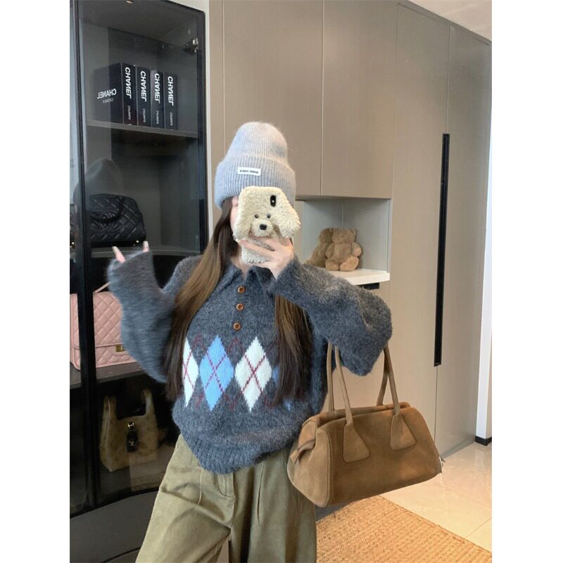 日本offcat小众polo领菱格灰色毛衣女秋冬复古小个子宽松针织衫短