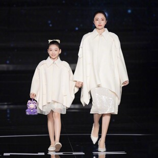 日本OFFCAT董璇小酒窝同款斗篷披肩女秋冬羊毛外套双面羊绒大衣