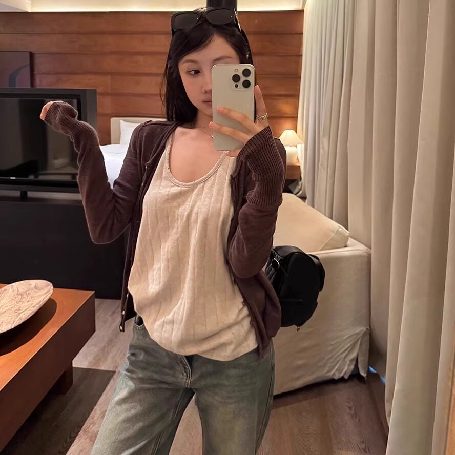 日本OFFCAT简约咖色针织开衫短外套女秋季休闲内搭背心上衣两件套