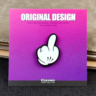 Eleven自制可爱米奇手夜光徽章卡通动漫金属胸针ins风背包饰品pin