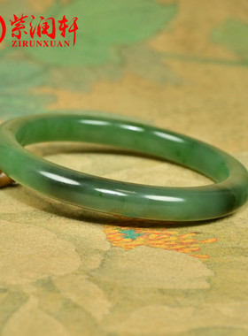 和田玉籽料碧玉手镯玛纳斯苹果绿