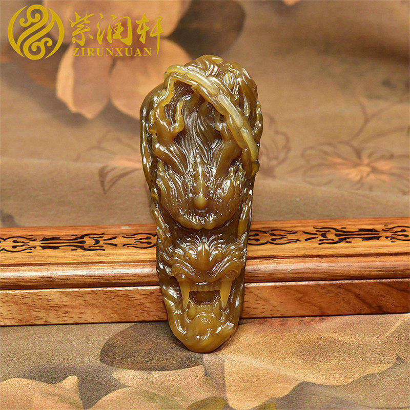 和田玉糖玉神龙手把件苏工瑞兽