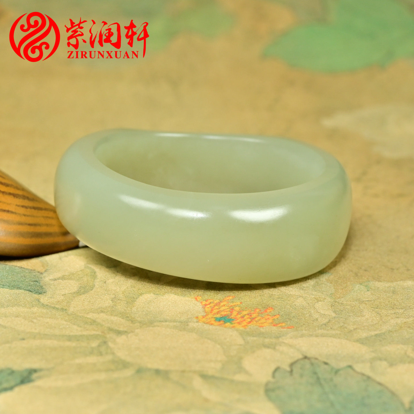 紫润轩新疆和田玉高青白籽料手镯55 3MM随形满皮果冻肉哑光传家级,珠宝/钻石/翡翠,手饰,淘宝优惠券,粉丝福利购,淘宝优惠卷