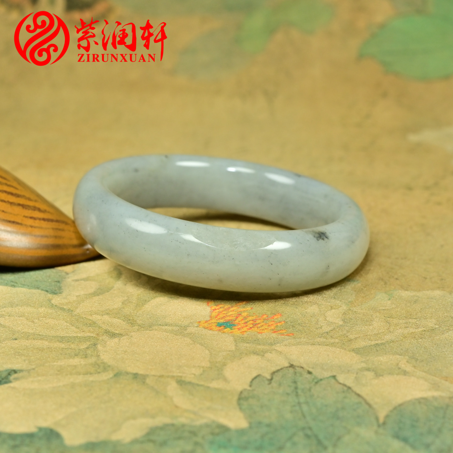 和田玉白玉青花籽料手镯水墨意境