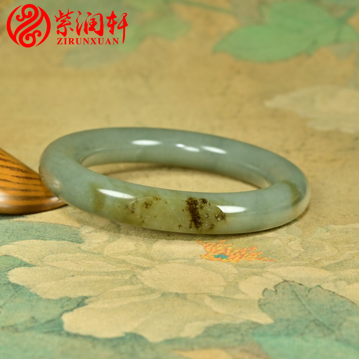 紫润轩新疆和田玉籽料手镯糖青白玉肥圆条玉镯65MM秋梨皮传家级