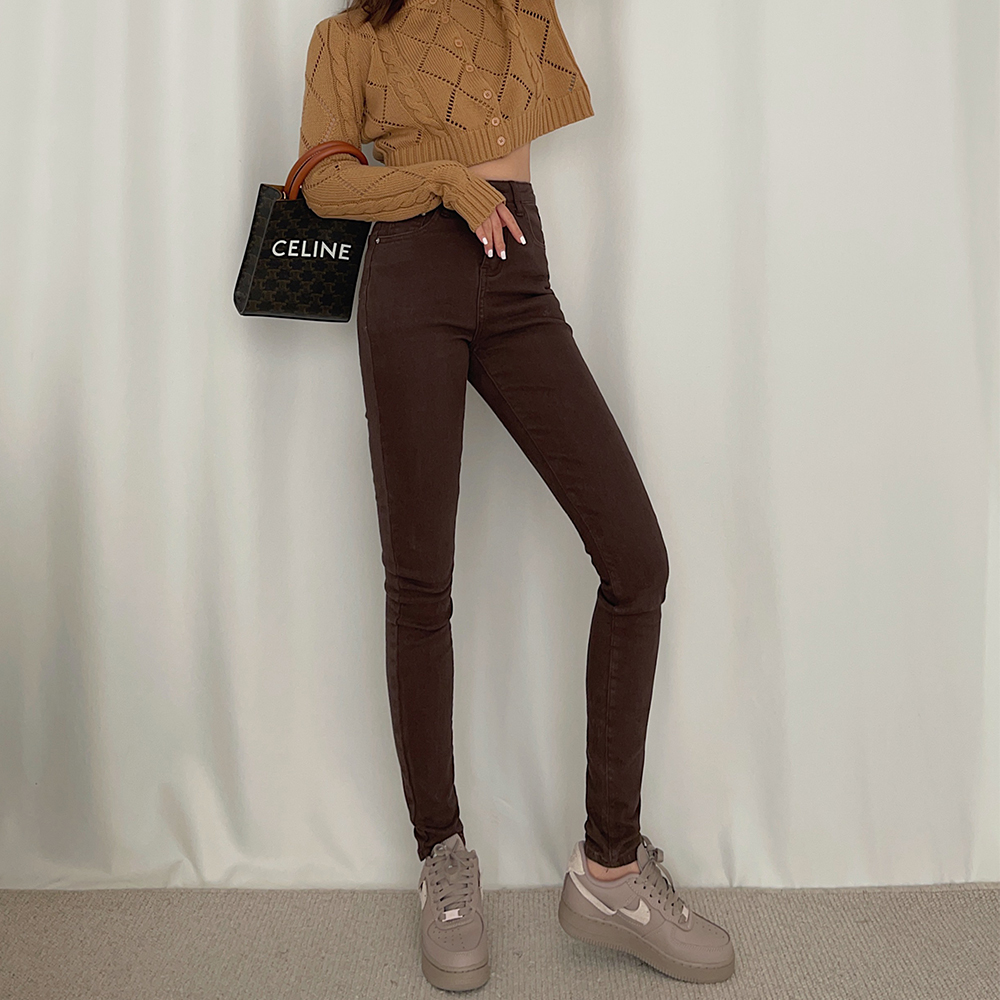 咖色高腰牛仔裤女秋冬季2024年新款紧身浅蓝色加绒显瘦小脚裤子女