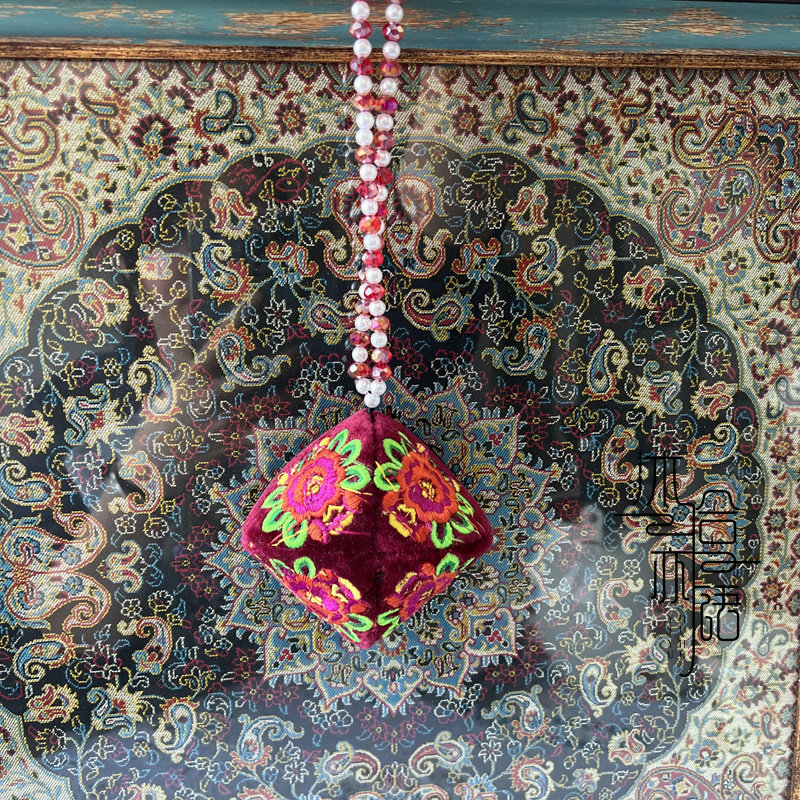 신장 민족 꽃 모자 자동차 매달려 장식 펜던트 꽃 모자 향 주머니 수제 꽃 모자 작은 선물 장식